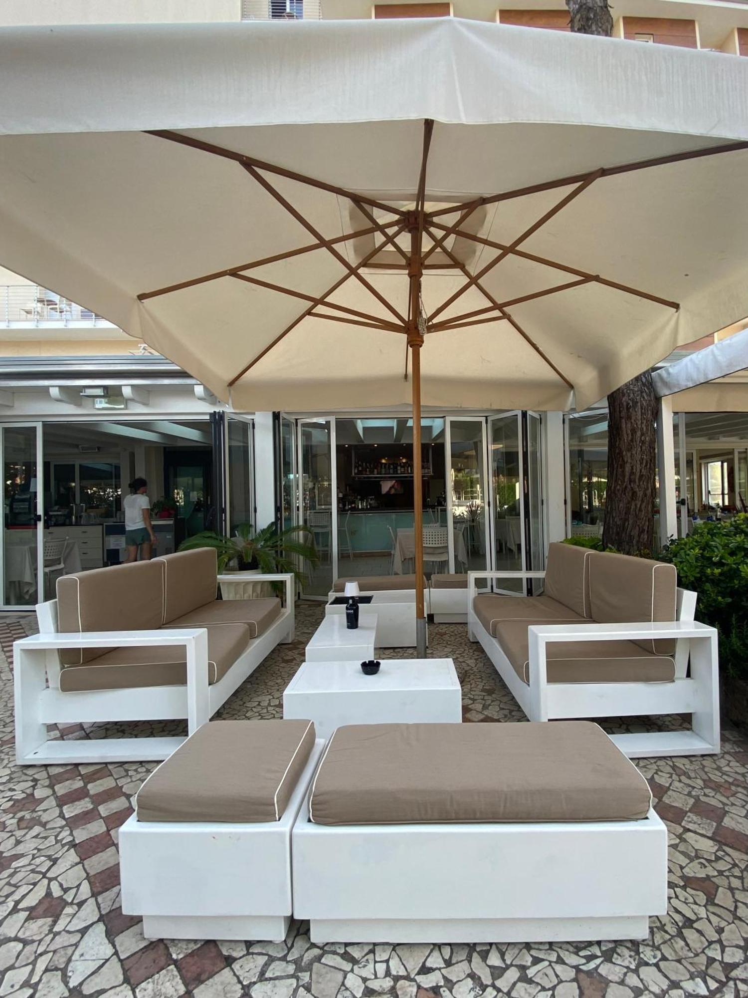 Hotel Franca ミラノ・マリッティマ エクステリア 写真