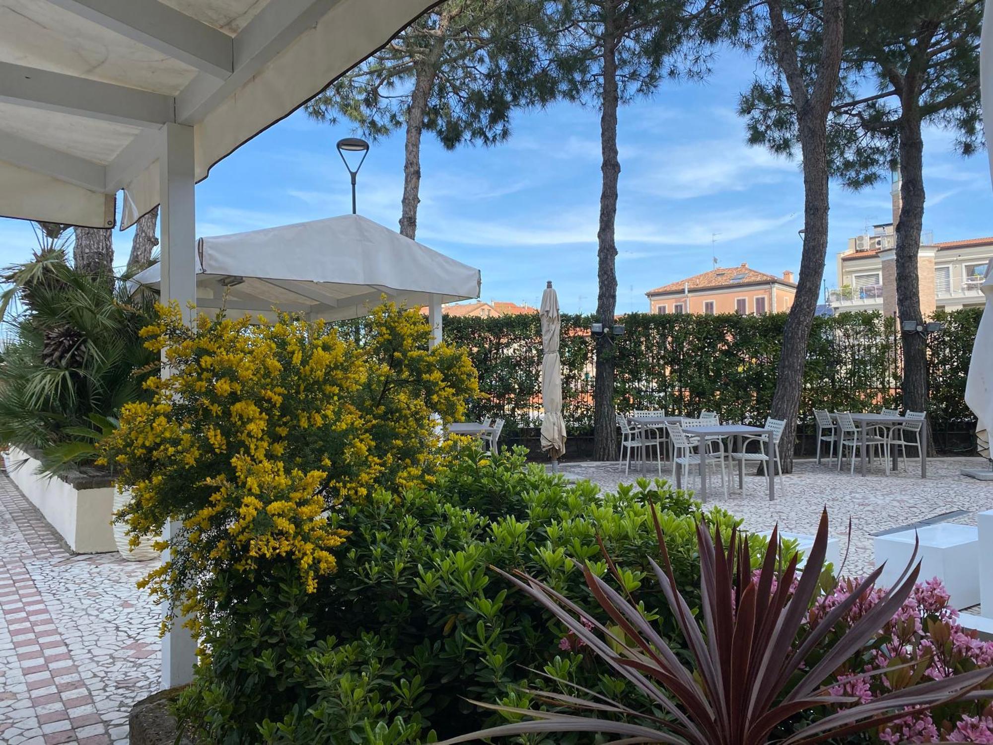 Hotel Franca ミラノ・マリッティマ エクステリア 写真
