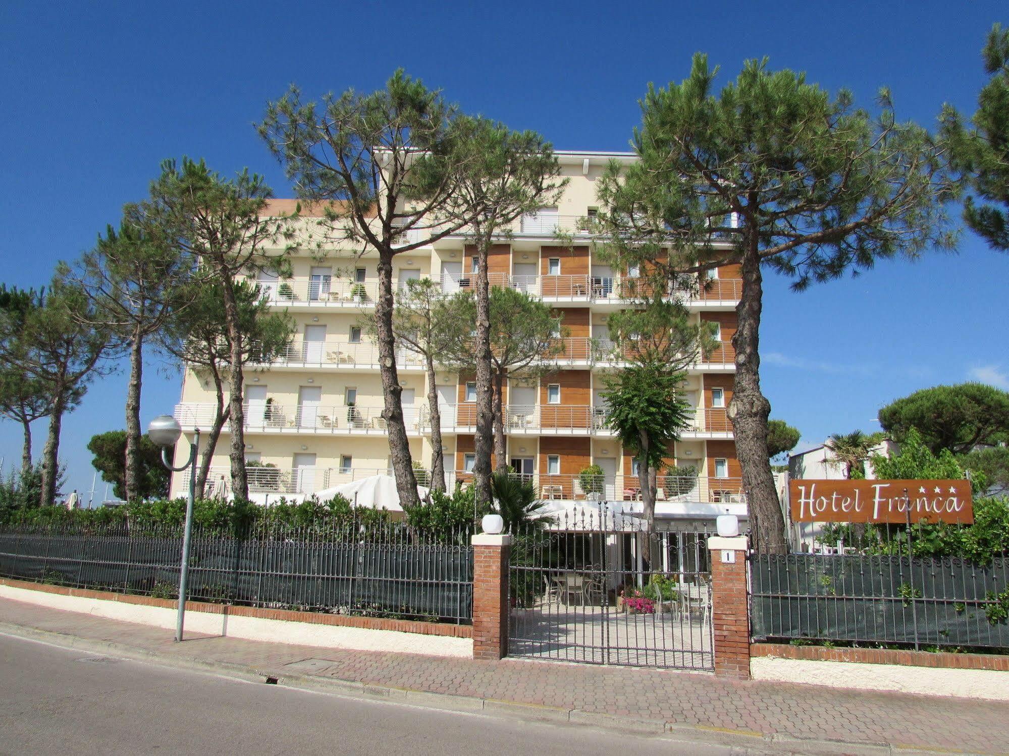 Hotel Franca ミラノ・マリッティマ エクステリア 写真
