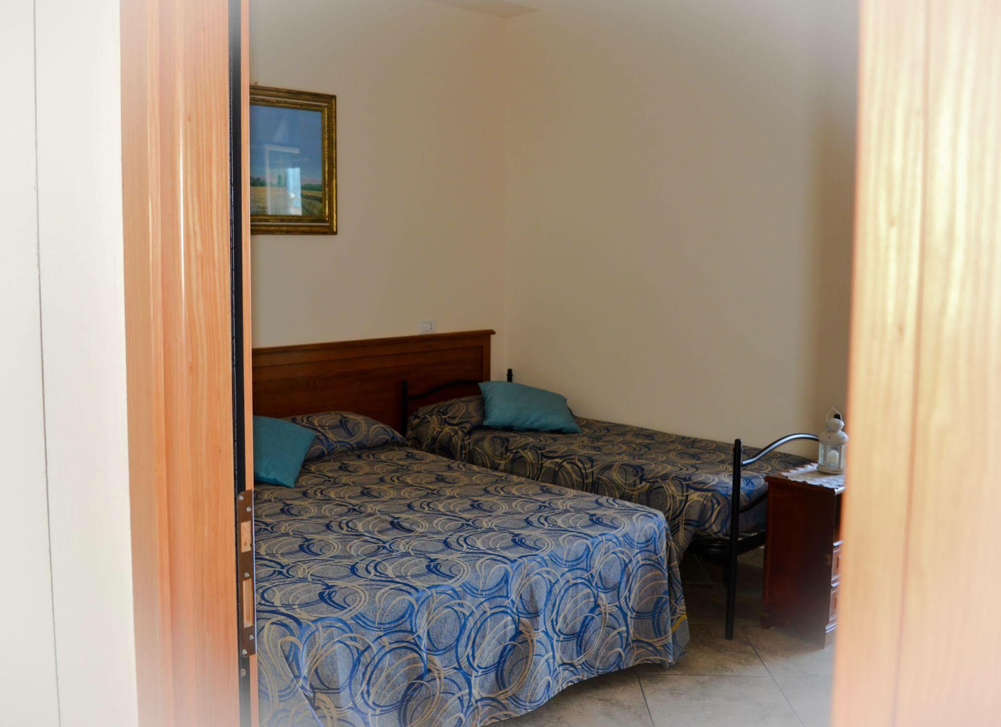Hotel Franca ミラノ・マリッティマ エクステリア 写真